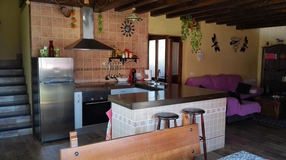 Lancharejo Casa Rural Rosa Magica מראה חיצוני תמונה